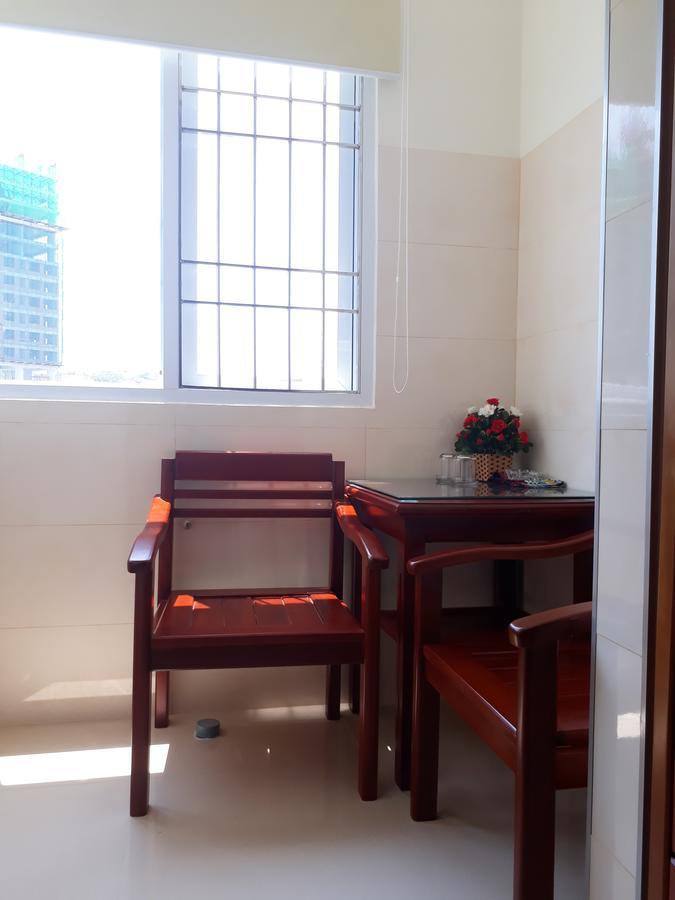 Duy Huy Hotel & Apartment Нячанг Екстер'єр фото