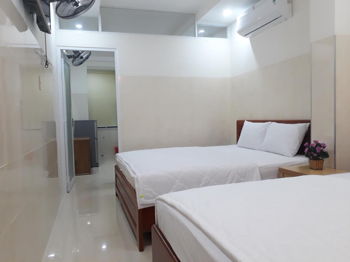 Duy Huy Hotel & Apartment Нячанг Екстер'єр фото